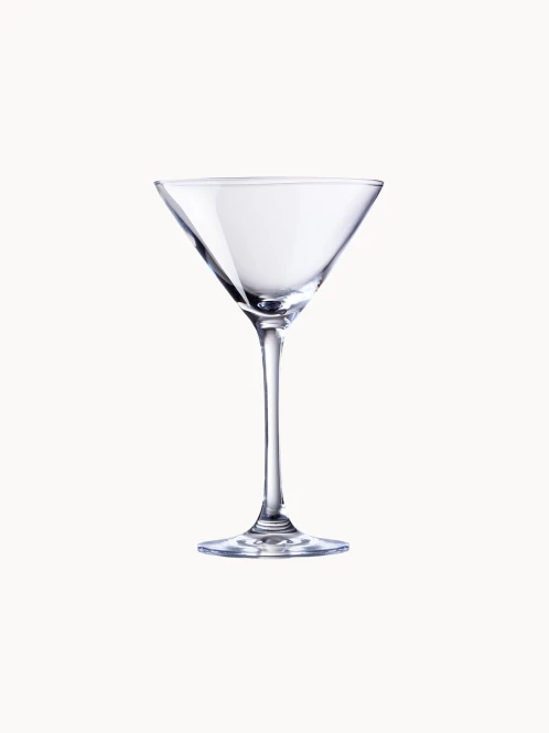 Klasyczny, przezroczysty kieliszek do martini z stożkowatą czarką, oparty na smukłej nóżce.